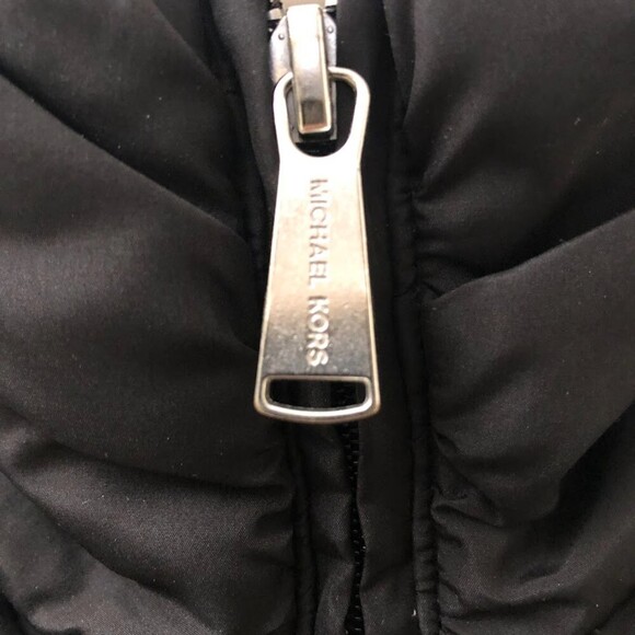 Michael Kors Women's Black Puffer Lightweight Quilted Vest S/P - Picture 8 of 12